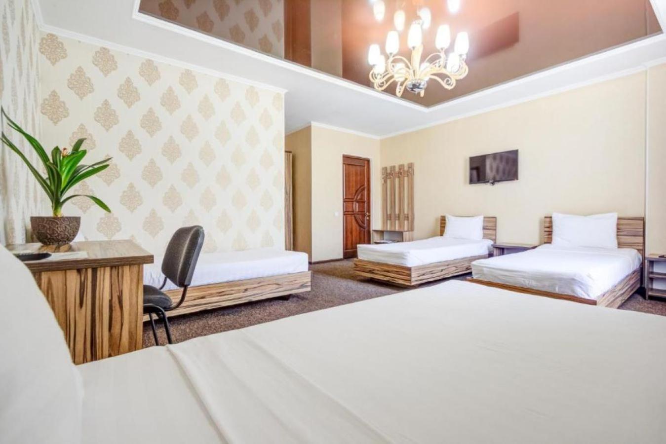 Kausar Hotel บิชเคก ภายนอก รูปภาพ