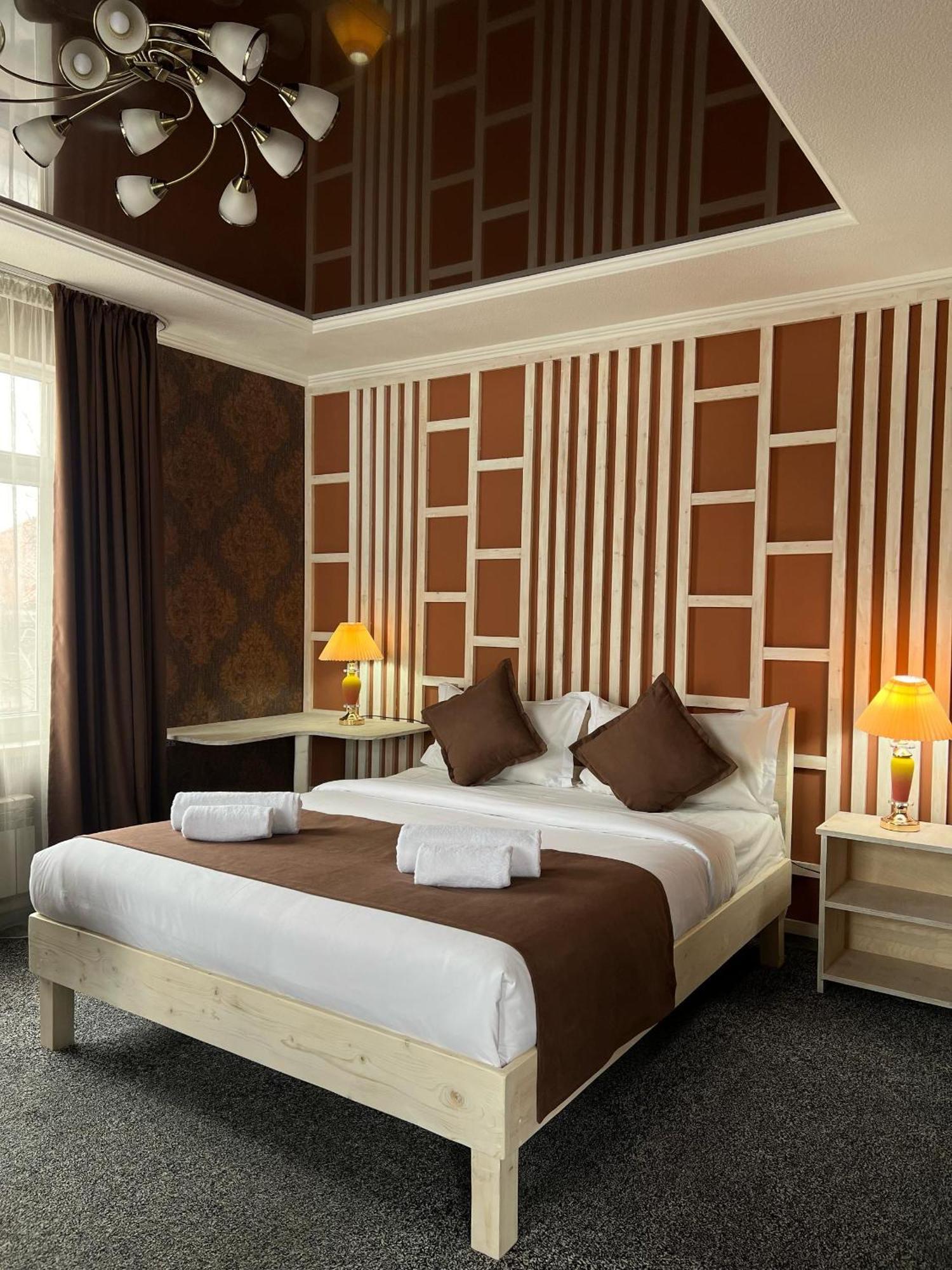 Kausar Hotel บิชเคก ภายนอก รูปภาพ